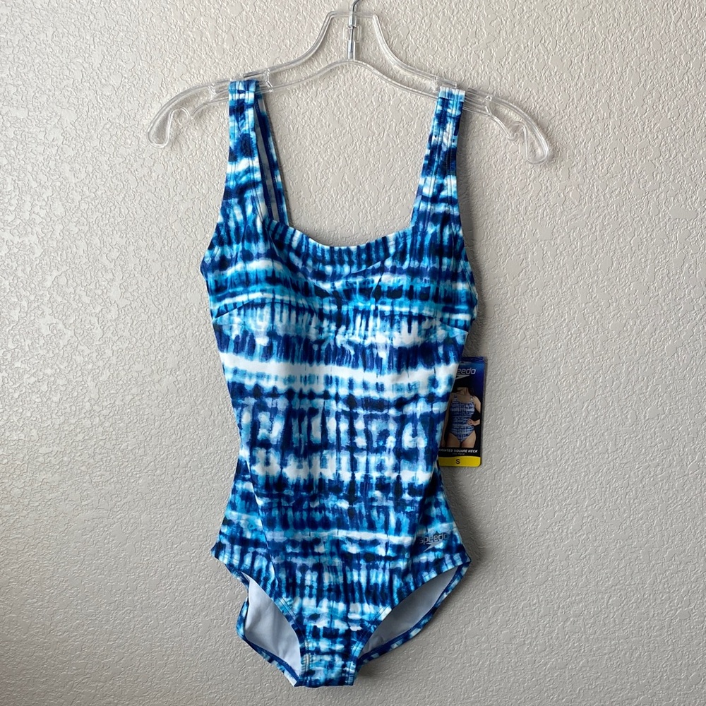 Speedo Women's Tank One Piece Swimsuit size Small, Bright Cobalt